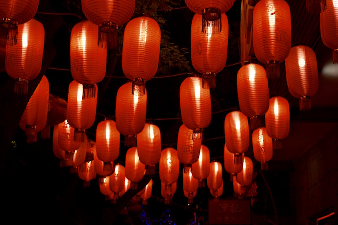 Китайский фонарь Цилиндр с бахромой 35х65 см, зеленый Китайский фонарь Цилиндр с бахромой 35х65 см, зеленый